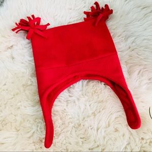 GAP Toddler Pom Pom Hat w/ Velcro SZ 6-12 Months